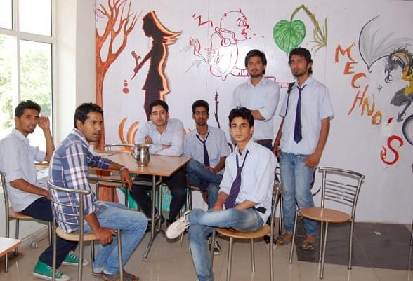 TR Abhilashi Memorial Institute of Engineering and Technology Mandi Cafeteria photo 4